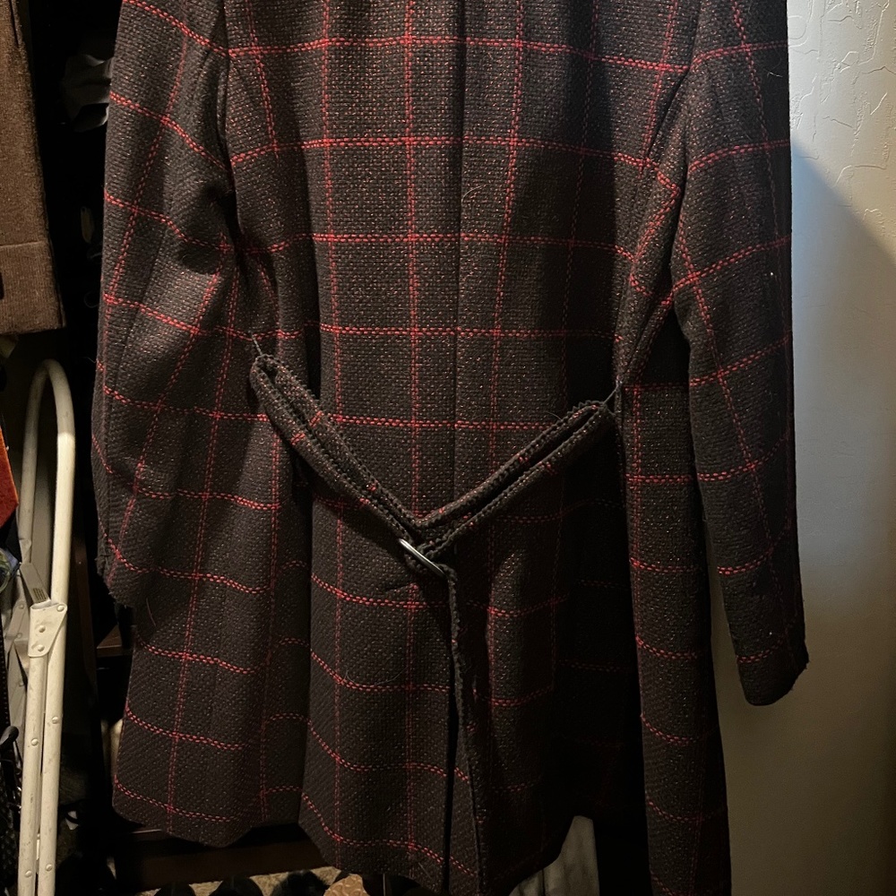 I.e. wool black jacket